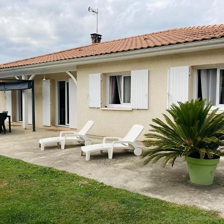 Maison Familiale Avec Jardin De 1500M2 Saint-Genes-de-Fronsac Zewnętrze zdjęcie