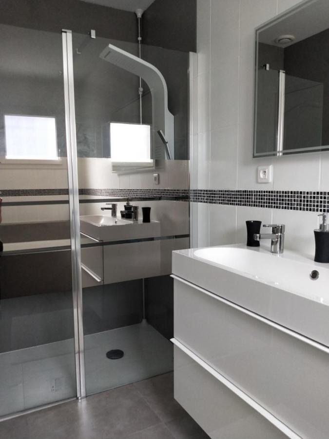 Maison Familiale Avec Jardin De 1500M2 Saint-Genes-de-Fronsac Zewnętrze zdjęcie